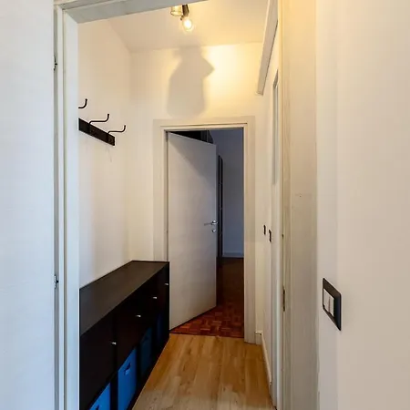 Apartamento Large With Private Balcony And Workspace *