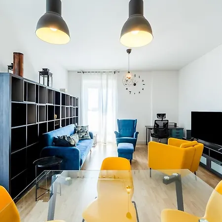 Apartamento Large With Private Balcony And Workspace Milão